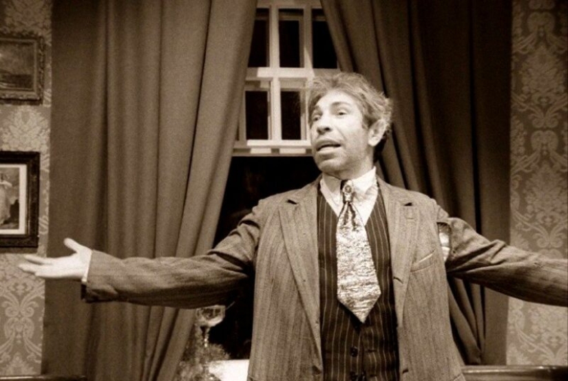 ¿Quién tiene derecho a llamar a los marginales y por qué no es necesariamente algo malo