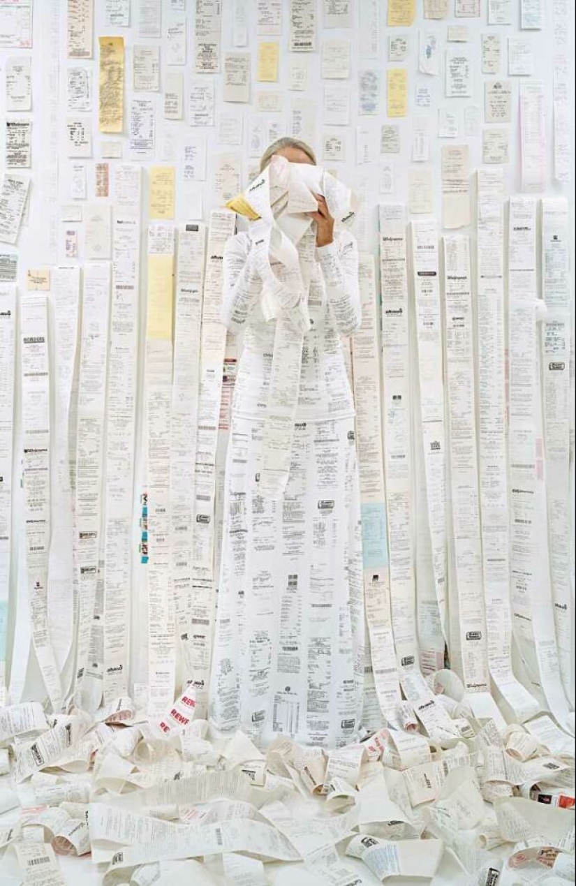 Rachel Perry Welty's Trash Photo Project