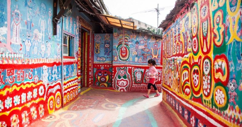 "Rainbow Village" de Huang Yun-Fu: cómo hacer un objeto turístico de un pueblo moribundo "Rainbow Village" de Huang Yun-Fu: cómo hacer un objeto turístico de un pueblo moribundo