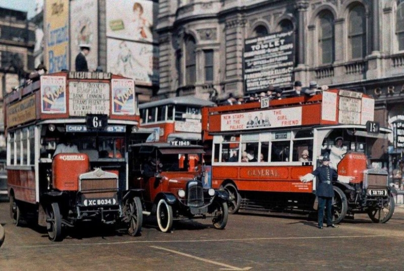 Rare color photographs of England, 1928