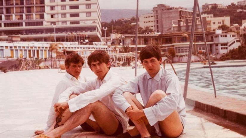 Rare shots: how the members of The Beatles rested before they became famous Rare shots: how the members of The Beatles rested before they became famous