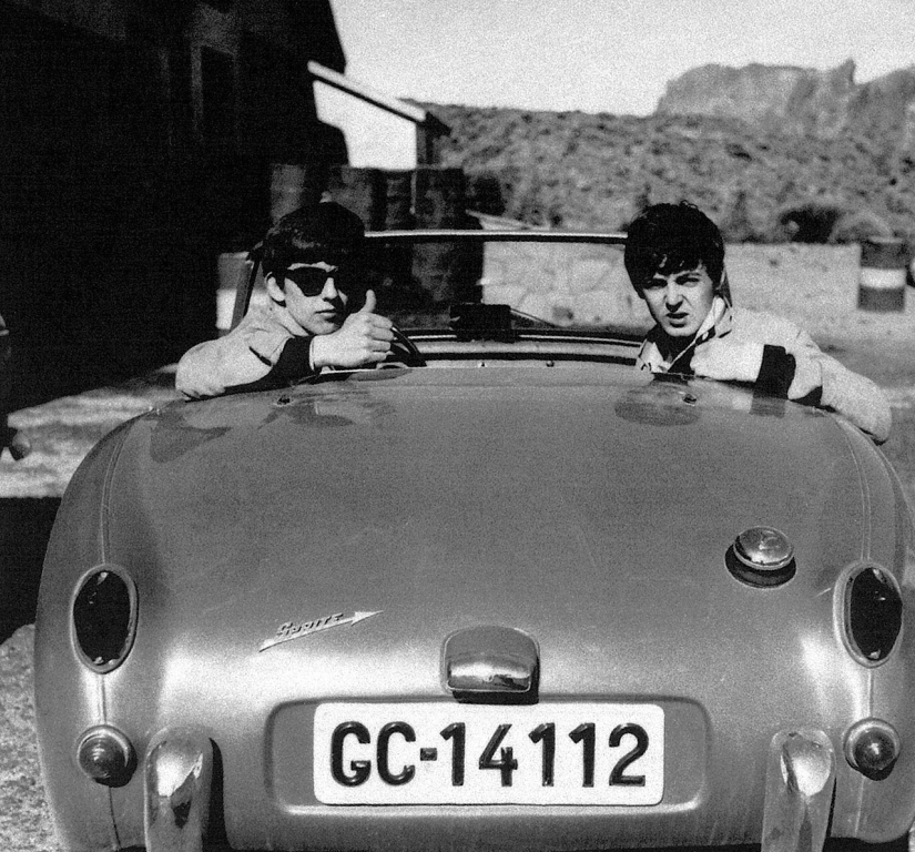 Rare shots: how the members of The Beatles rested before they became famous Rare shots: how the members of The Beatles rested before they became famous