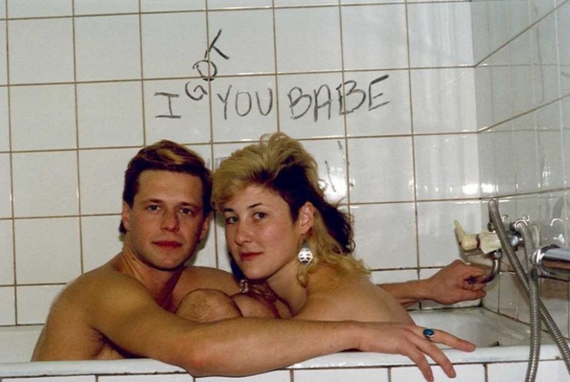 Red Wave: photos of Soviet rock stars by Joanna Stingray Red Wave: photos of Soviet rock stars by Joanna Stingray