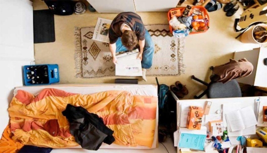 Remember and shed a tear: 30 photos about the golden days in the dorm