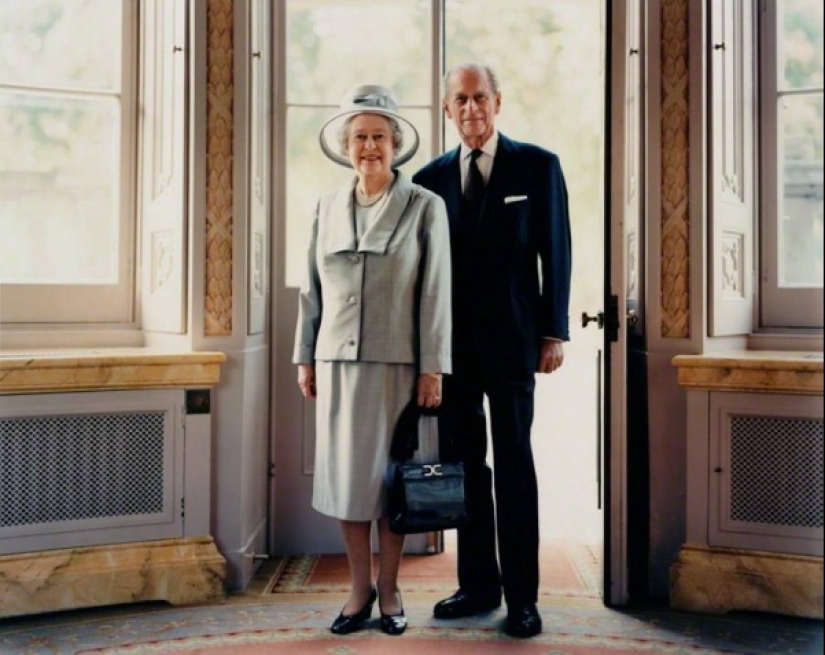 Retratos de famosos realizados por la estrella del rock Bryan Adams