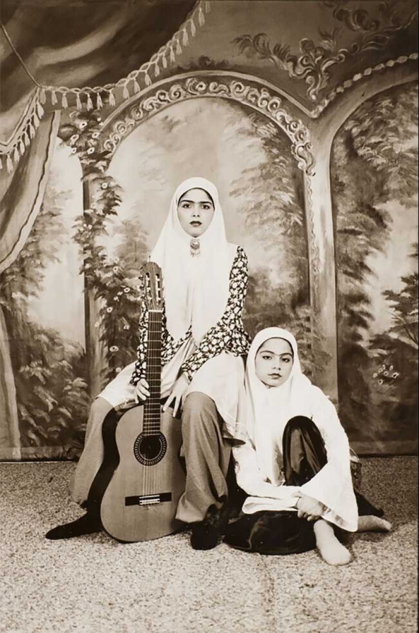 Retratos fotográficos de bellezas iraníes al estilo del siglo XIX Retratos fotográficos de bellezas iraníes al estilo del siglo XIX