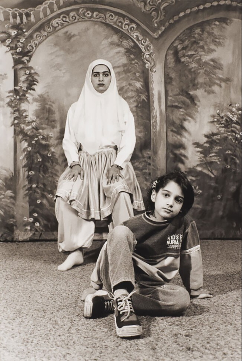 Retratos fotográficos de bellezas iraníes al estilo del siglo XIX Retratos fotográficos de bellezas iraníes al estilo del siglo XIX