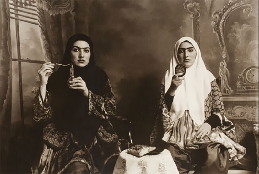 Retratos fotográficos de bellezas iraníes al estilo del siglo XIX Retratos fotográficos de bellezas iraníes al estilo del siglo XIX
