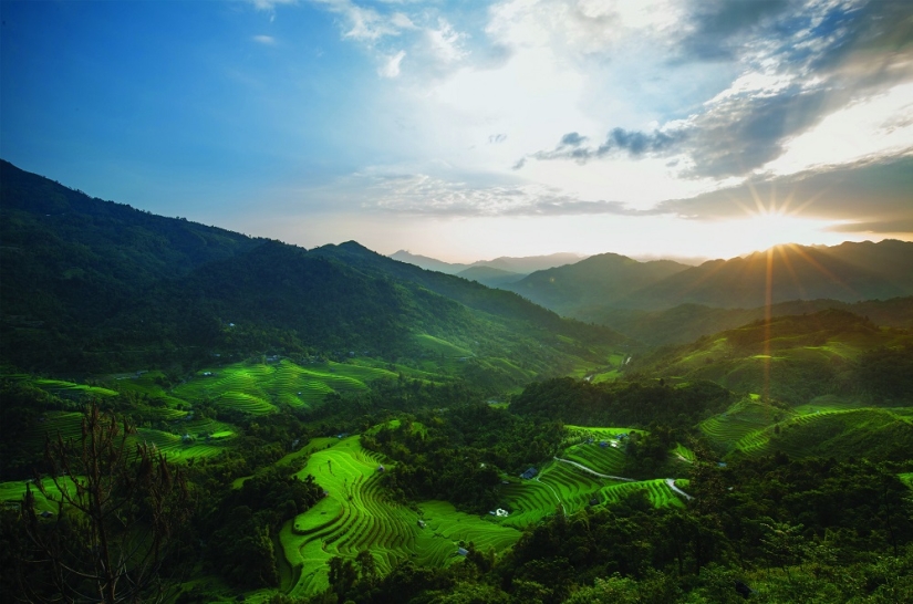 Retratos llamativos de representantes de las tribus del norte de Vietnam Retratos llamativos de representantes de las tribus del norte de Vietnam