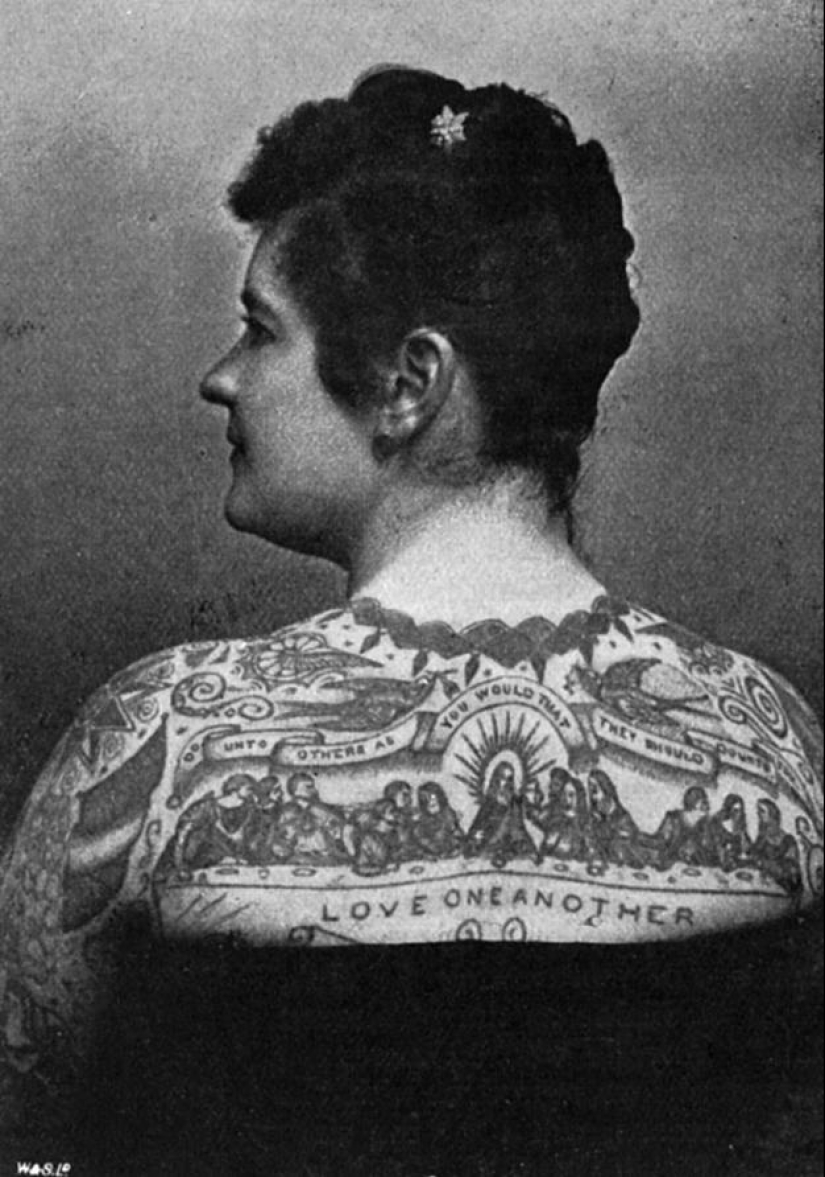 Retratos vintage de mujeres tatuadas