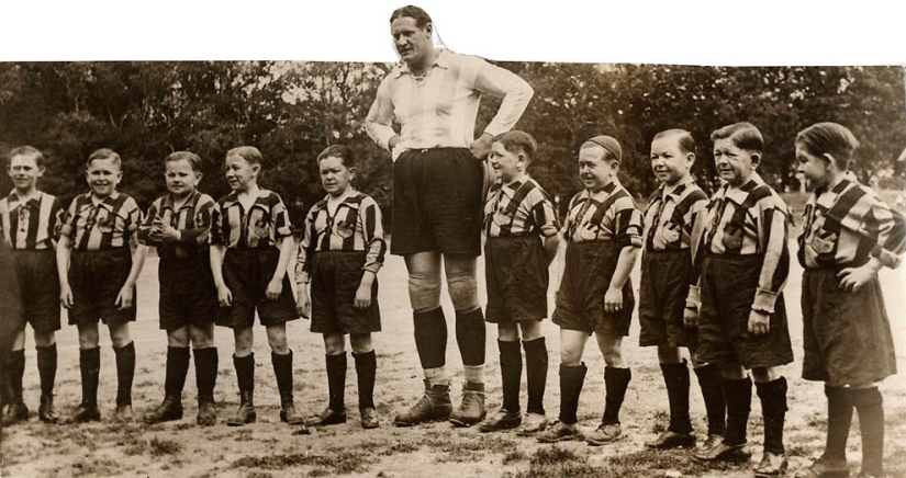 Retro photo: From the life of Lilliputians