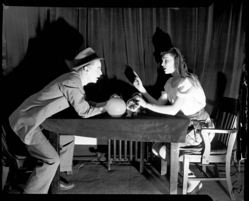 Retro shock: a grotesque crime scene images from the us media 40 years