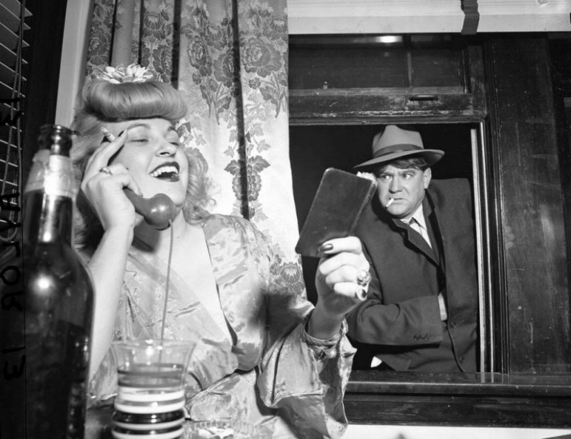 Retro shock: a grotesque crime scene images from the us media 40 years