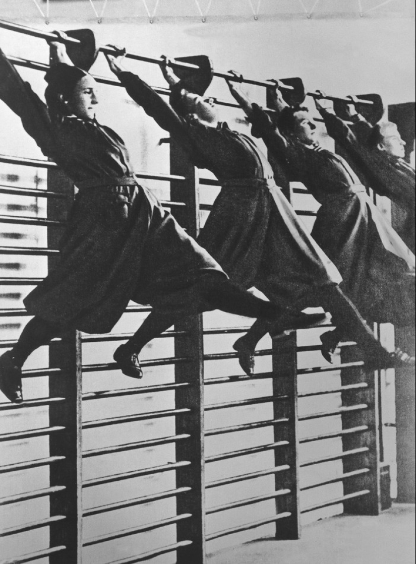 "Retrophizra»: how physical education classes were held in 1895-1937