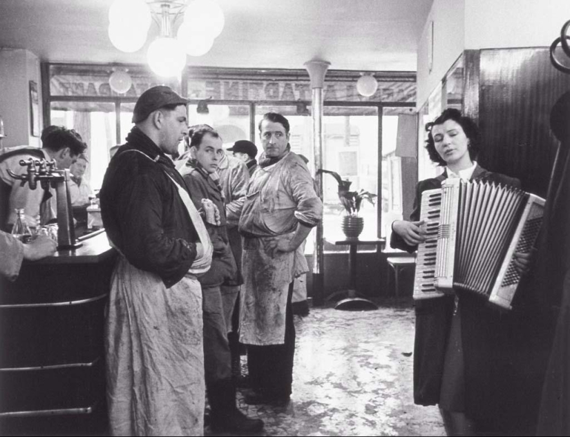 Robert Doisneau — el hombre que ha cantado fotos de París