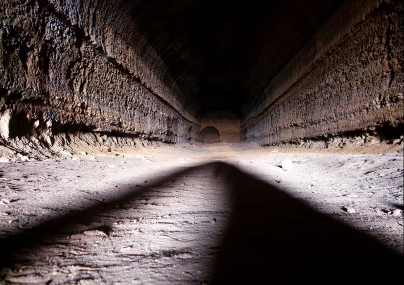 Rostov triangle: why it is born more of maniacs