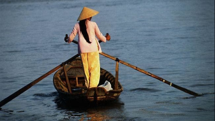 Sampan prostitutes: Deadly sex exotics of Thailand