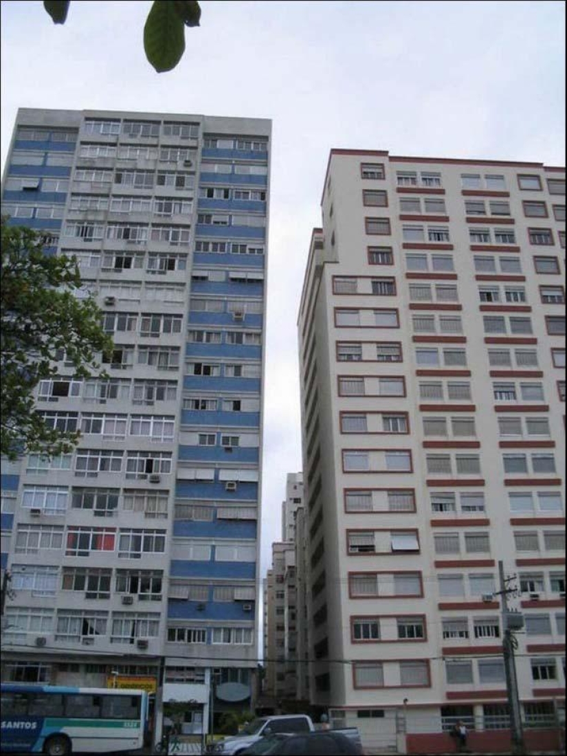 Santos is a city of "falling" buildings in Brazil Santos is a city of "falling" buildings in Brazil