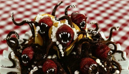 Scary cool desserts for real witches