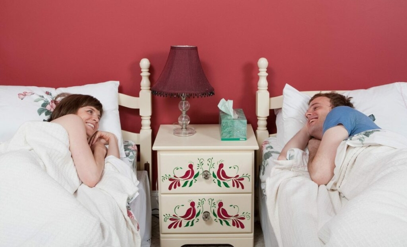 Scientists have told how it is better for spouses to sleep together or separately