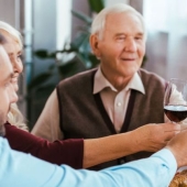 Scientists were shocked by a new discovery: drinking for the elderly is more useful than sports Scientists were shocked by a new discovery: drinking for the elderly is more useful than sports