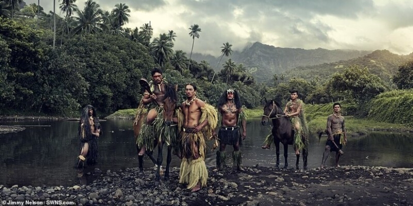 Secluded tribe with incredibly beautiful people in the lens Jimmy Nelson Secluded tribe with incredibly beautiful people in the lens Jimmy Nelson