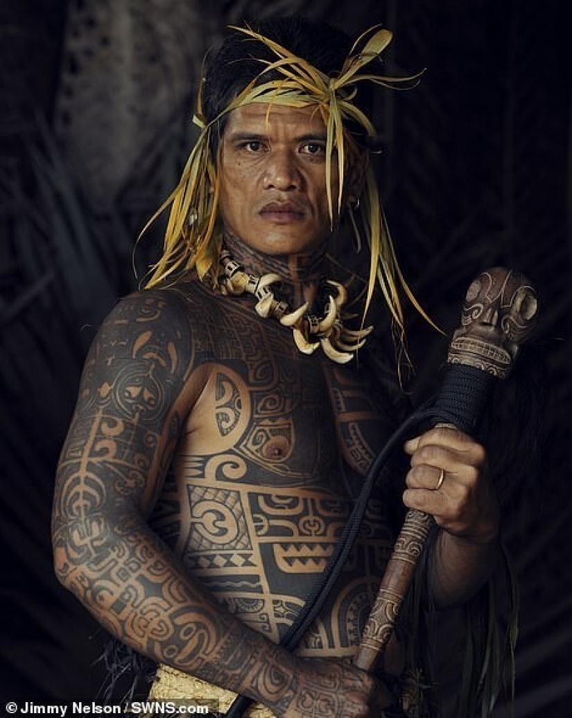 Secluded tribe with incredibly beautiful people in the lens Jimmy Nelson Secluded tribe with incredibly beautiful people in the lens Jimmy Nelson