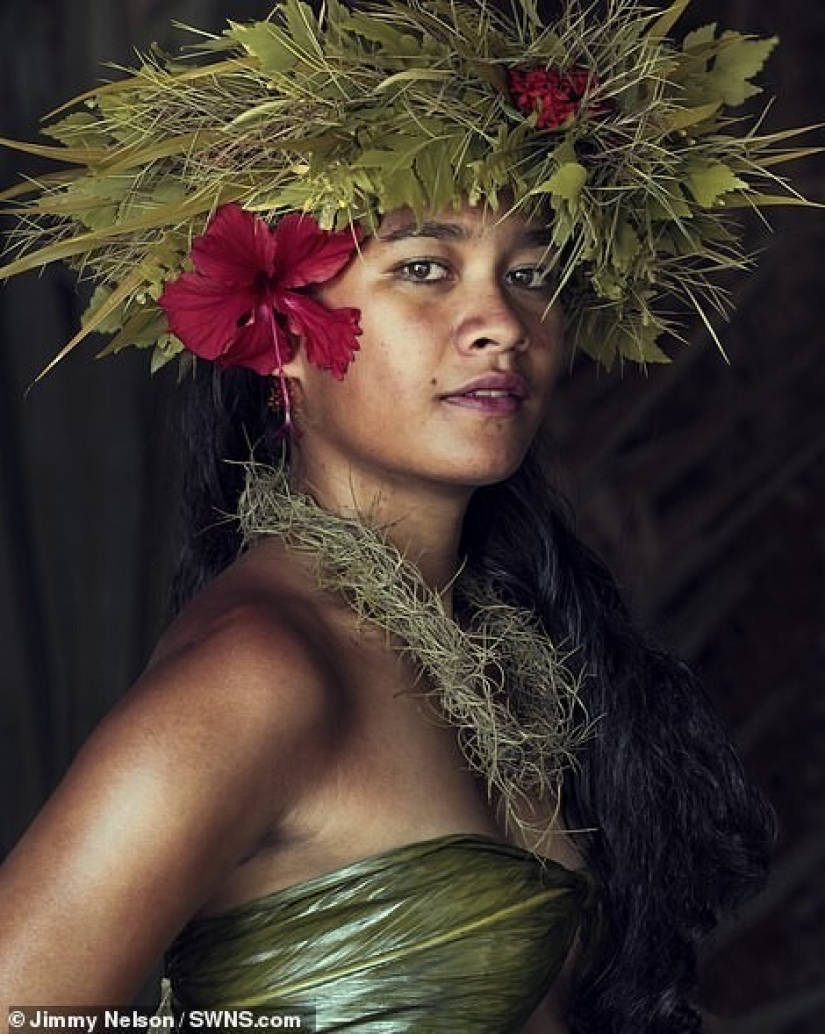 Secluded tribe with incredibly beautiful people in the lens Jimmy Nelson Secluded tribe with incredibly beautiful people in the lens Jimmy Nelson