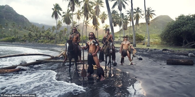 Secluded tribe with incredibly beautiful people in the lens Jimmy Nelson Secluded tribe with incredibly beautiful people in the lens Jimmy Nelson