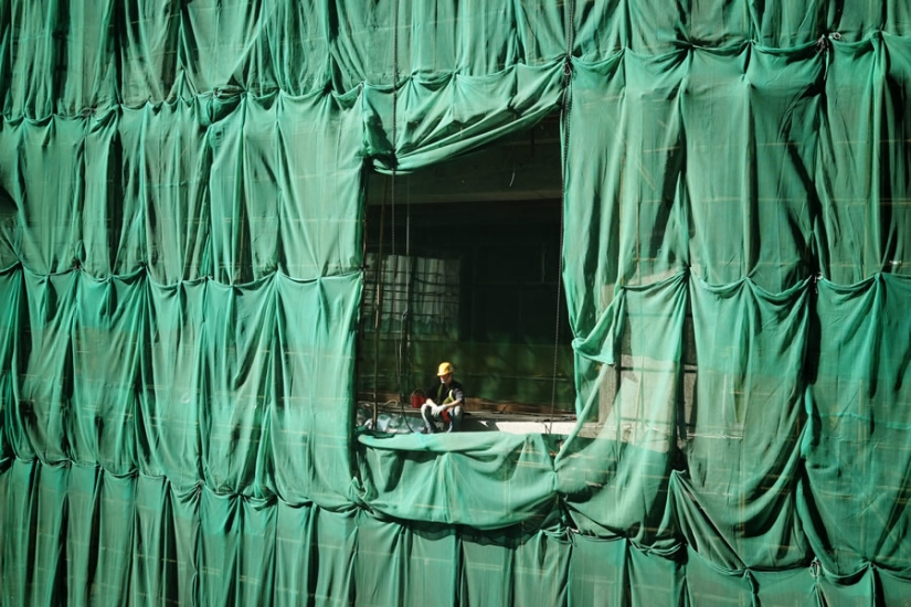 Seize the moment: the photographer who notices everything