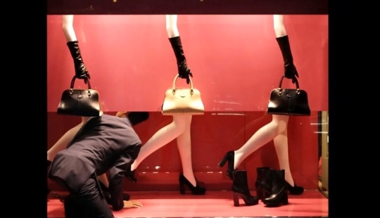 Seize the moment: the photographer who notices everything