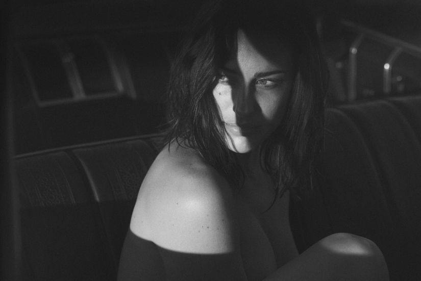 Serene nudity in Stefan Rappo's erotic pictures Serene nudity in Stefan Rappo's erotic pictures