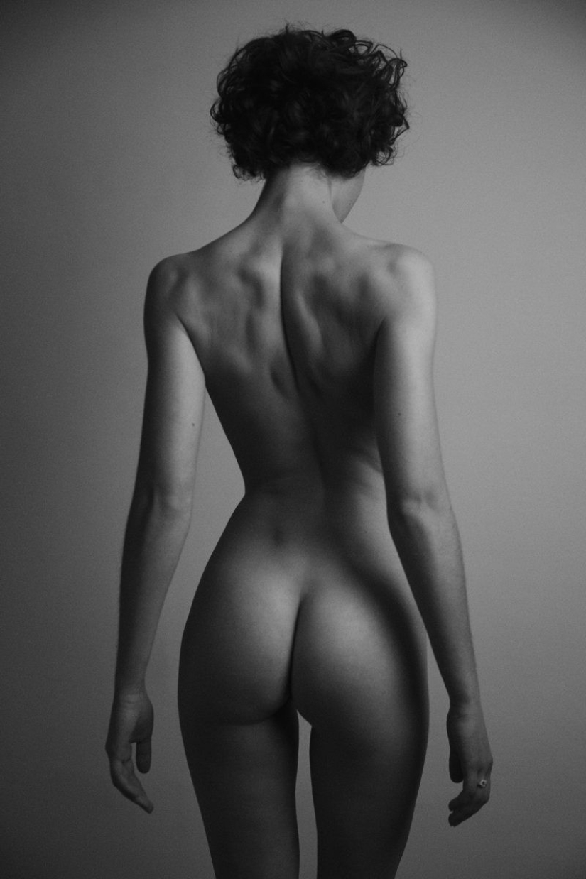 Serene nudity in Stefan Rappo's erotic pictures Serene nudity in Stefan Rappo's erotic pictures