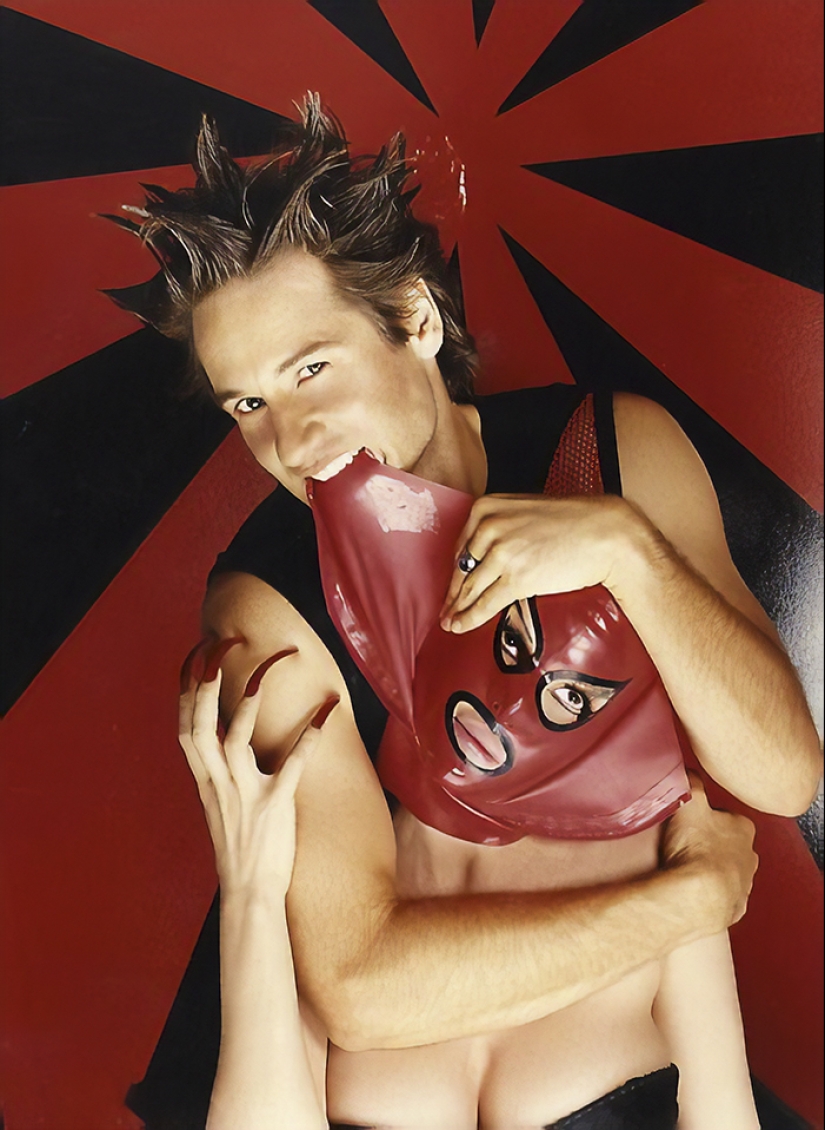 Sesión de fotos sexy de Alien desconocido por David Duchovny y Gillian Anderson Sesión de fotos sexy de Alien desconocido por David Duchovny y Gillian Anderson