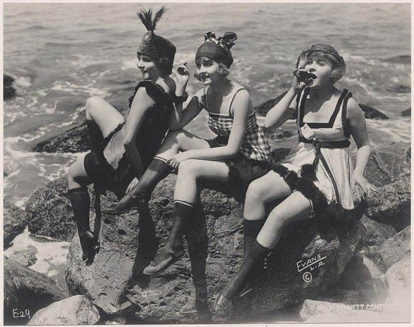 Short skirts, blush on the knees, lips with a bow: What were the flappers, young rebels of the "roaring 20s"