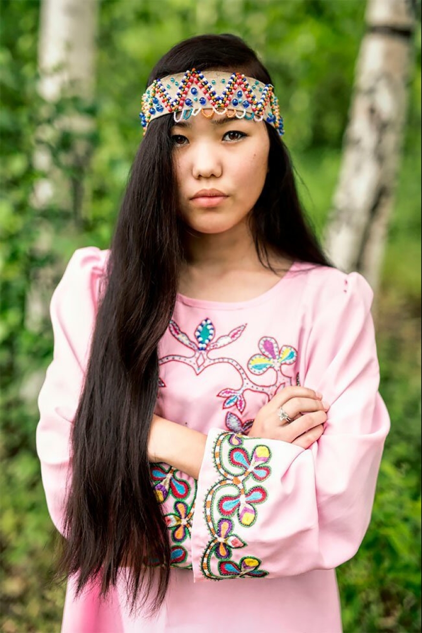 "Siberia in faces": the indigenous Siberian peoples in the work of Alexander Khimushin