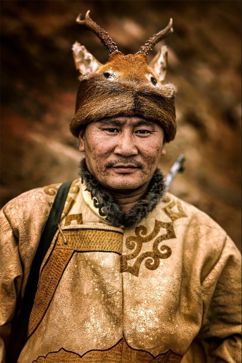 "Siberia in faces": the indigenous Siberian peoples in the work of Alexander Khimushin