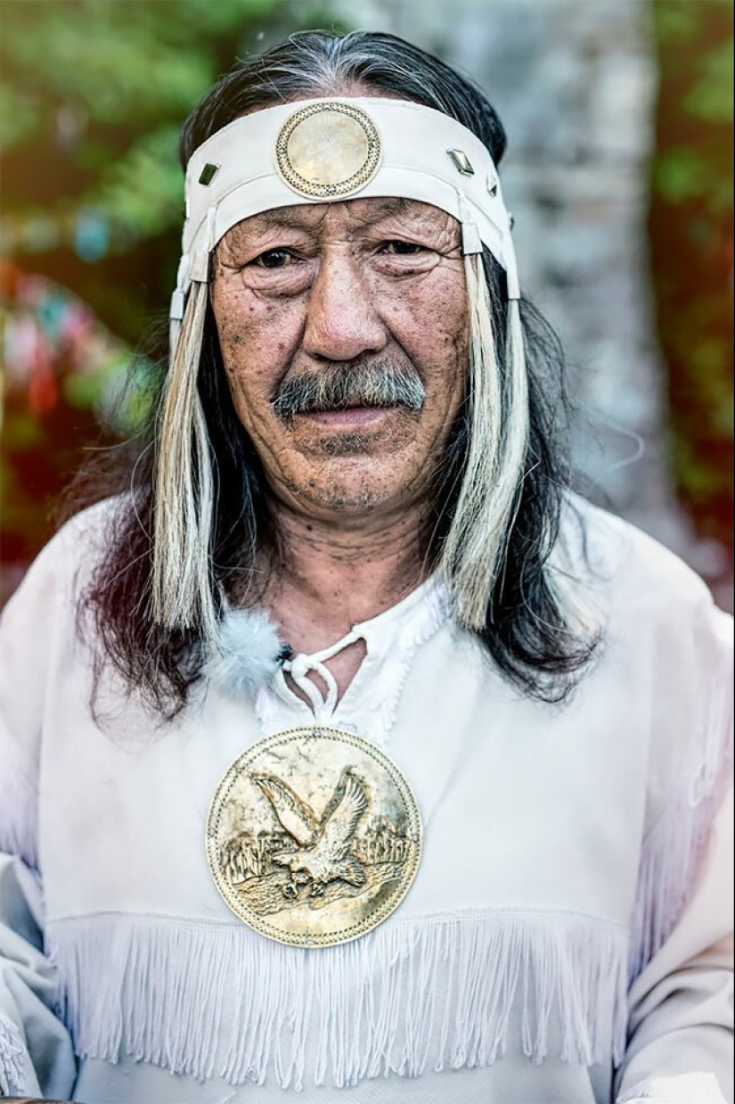 "Siberia in faces": the indigenous Siberian peoples in the work of Alexander Khimushin