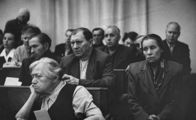 Simple Muscovites of the 1950s through the eyes of an American Simple Muscovites of the 1950s through the eyes of an American