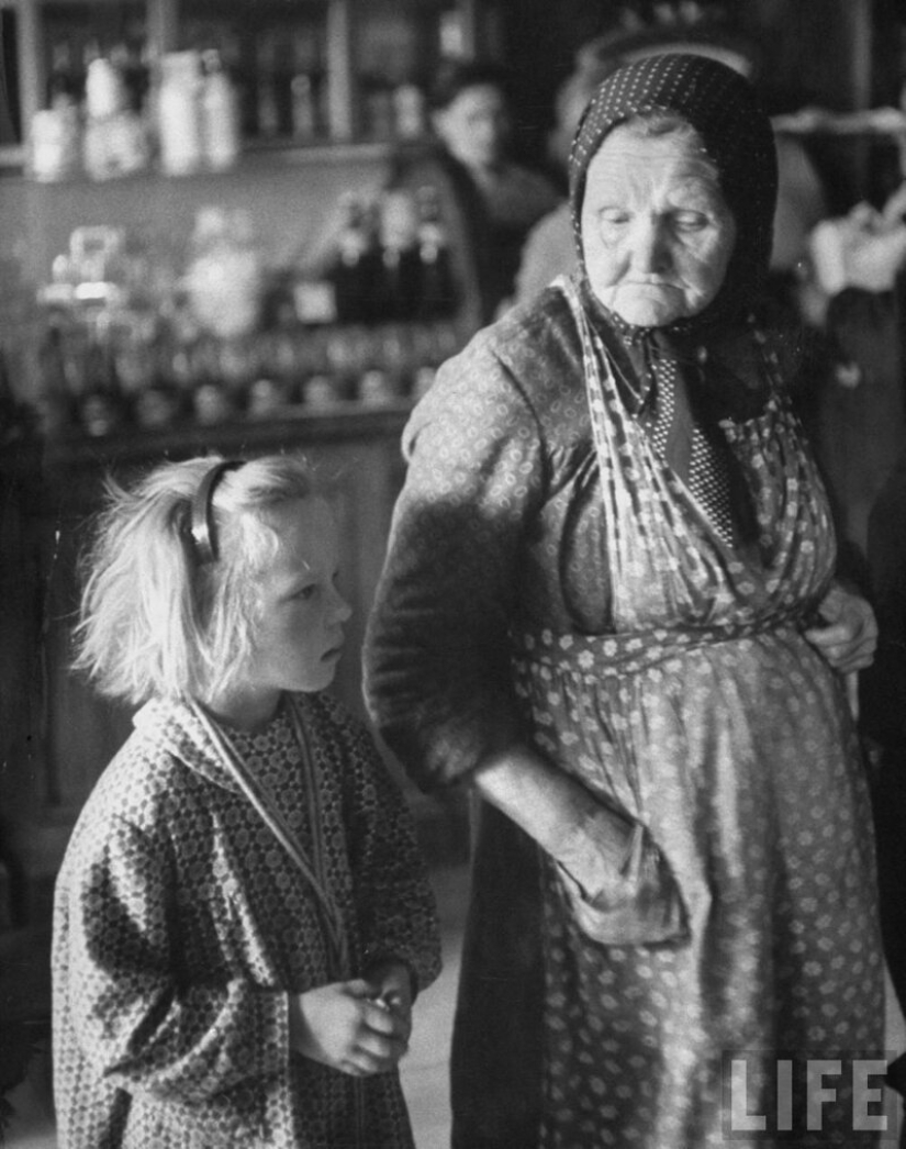 Simples moscovitas de la década de 1950 a través de los ojos de un americano Simples moscovitas de la década de 1950 a través de los ojos de un americano