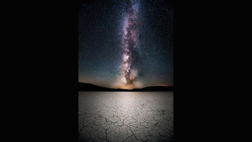 Slayer of darkness. Landscapes that night colorless Slayer of darkness. Landscapes that night colorless