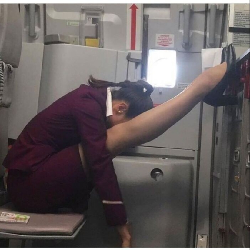 Sleep is sacred: people sleeping in the most ridiculous poses and locations Sleep is sacred: people sleeping in the most ridiculous poses and locations