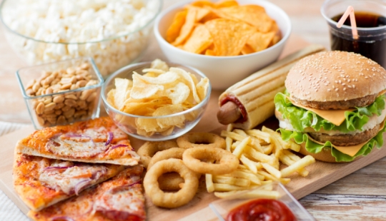 "Snacks killer": 10 foods that destroy your heart