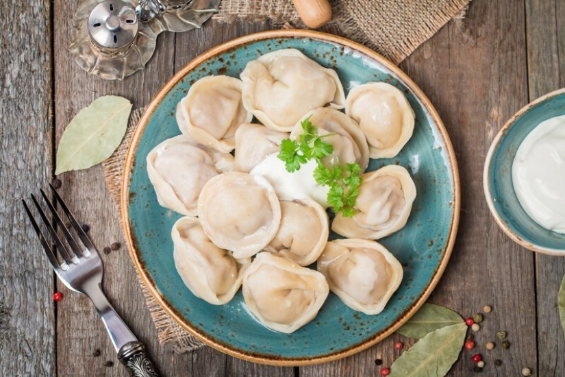 Sopa de remolacha, bolas de masa hervida y 5 platos que se creen, erróneamente, ruso nativo
