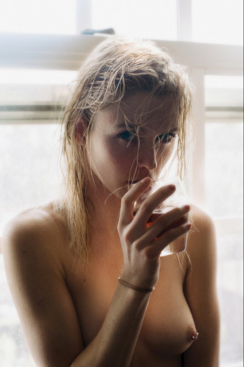 Sophisticated sexuality in the pictures of Larsen Sotelo Sophisticated sexuality in the pictures of Larsen Sotelo