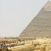 Standing before pyramids and had a different head: what secrets associated with the Egyptian Sphinx Standing before pyramids and had a different head: what secrets associated with the Egyptian Sphinx