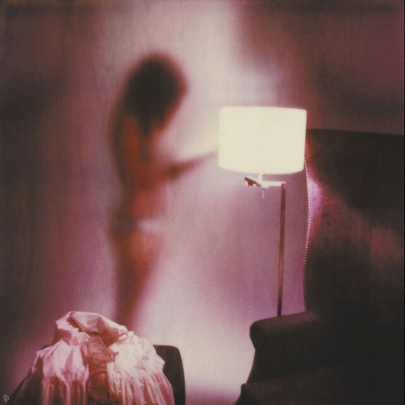 Strange stories of Belgian photographer Carmen De Vos