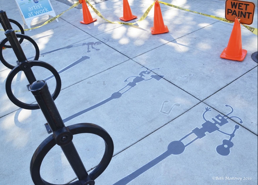 Street Artist Replaces 20 City Shadows With Flowers and Monkeys, and Many Didn't Even Notice