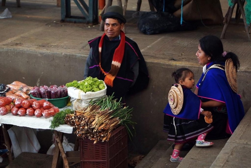 Street trade in different countries of the world