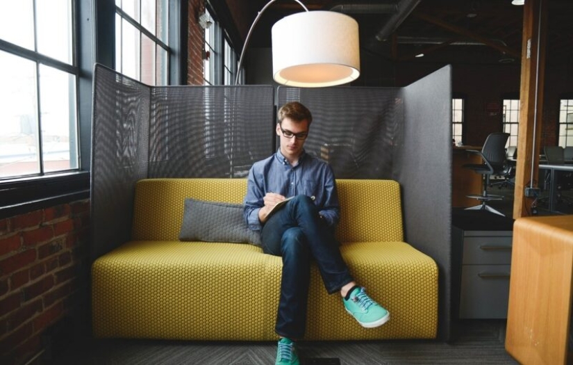 Stuck between generations, or Who are millennials Stuck between generations, or Who are millennials